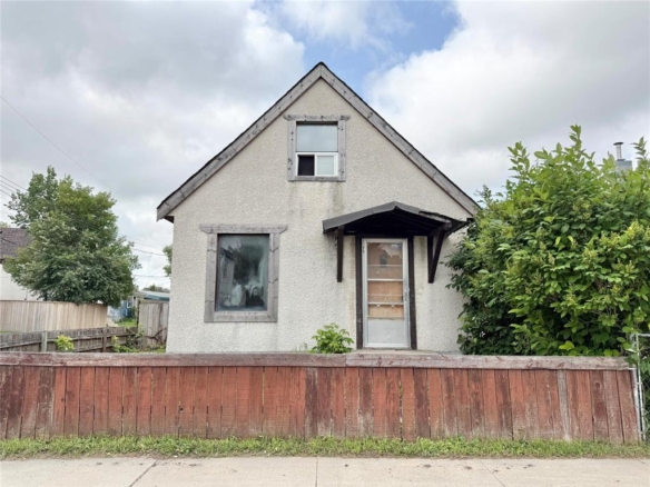 552 Herbert Avenue